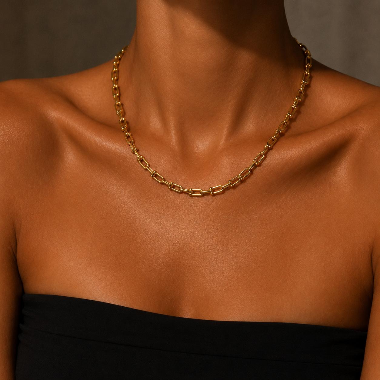 Luxury Gold Minimalist Necklace