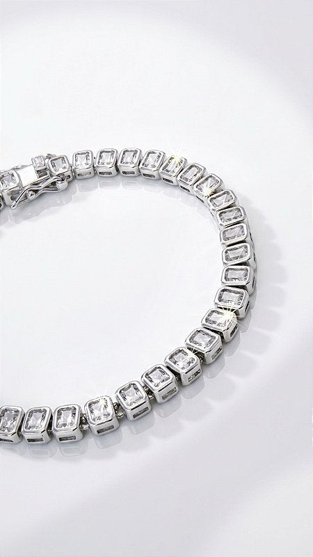 Pulseira Riviera Quadrado 4mm Zircônias Dourado Fecho Gravata