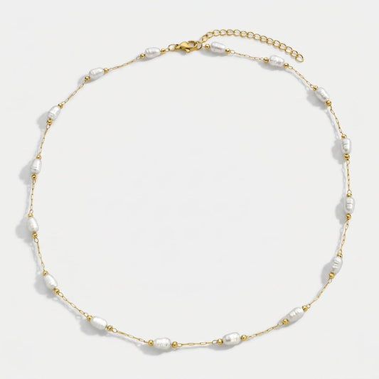 Elegant Gold Beaded Necklace