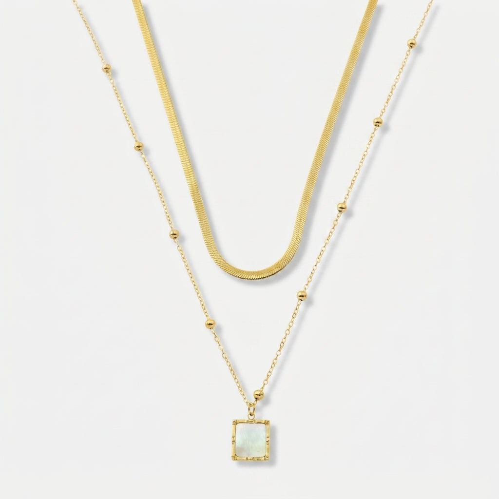 Elegant Gold Layered Necklace