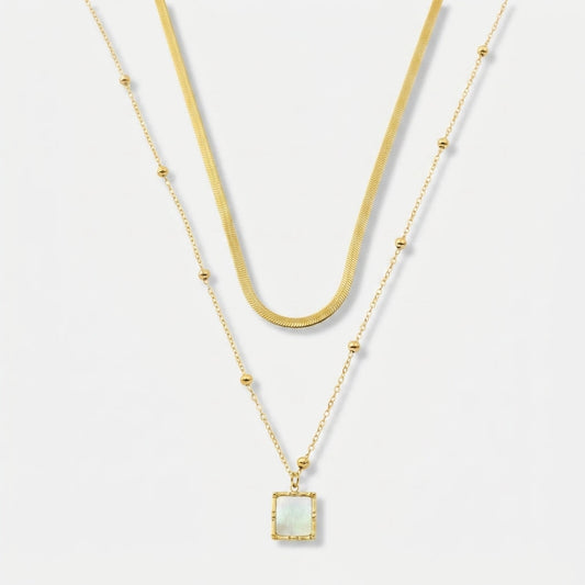 Elegant Gold Layered Necklace