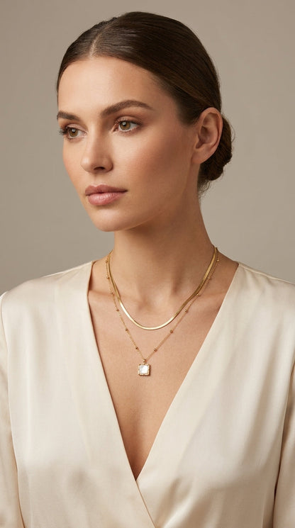Elegant Gold Layered Necklace