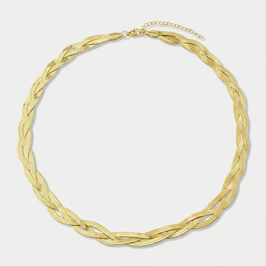 Elegant Gold Twisted Necklace