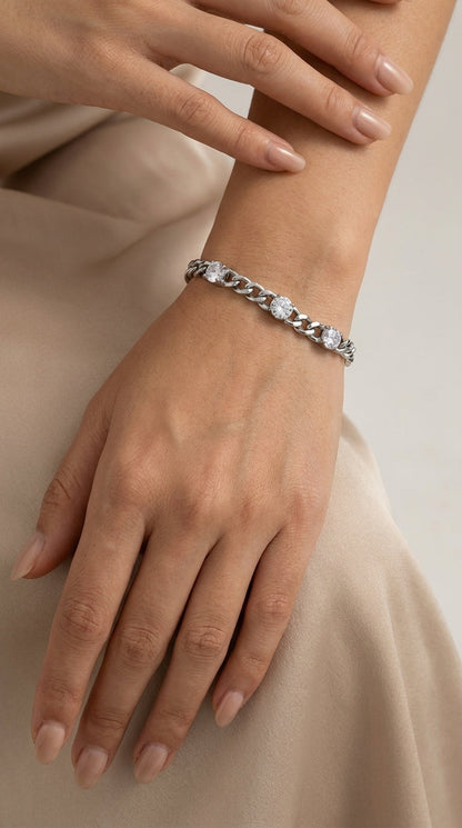 Elegant Silver Chain Bracelet