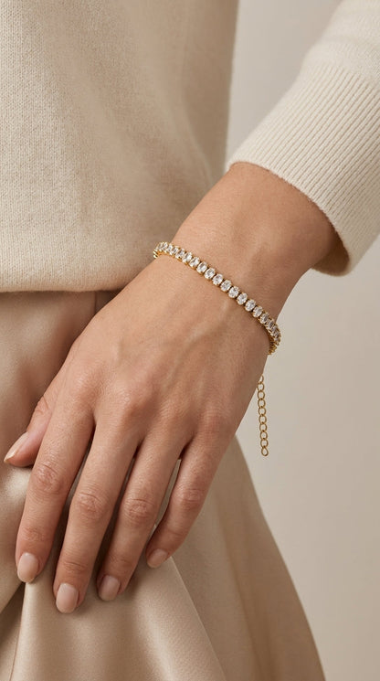 Elegant Gold Zirconia Bracelet