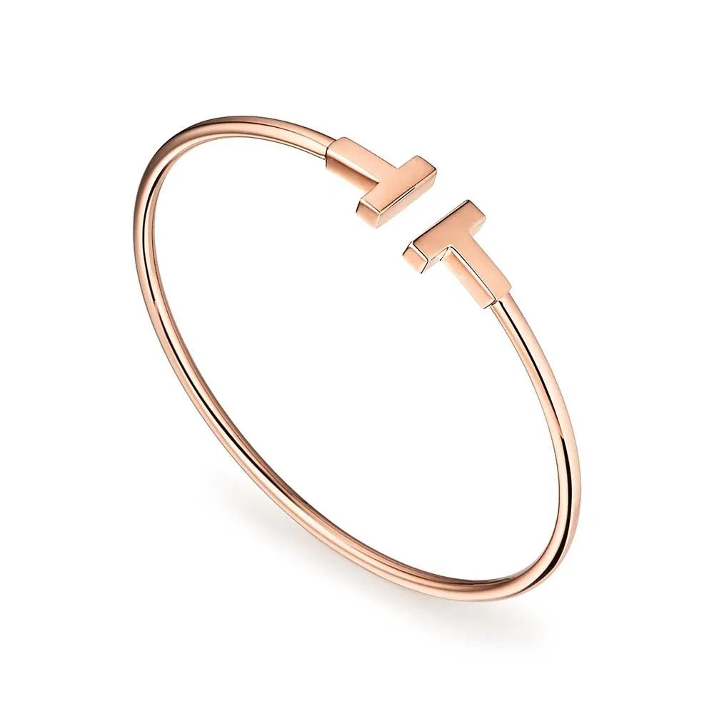 Elegant Gold T-Bar Bracelet