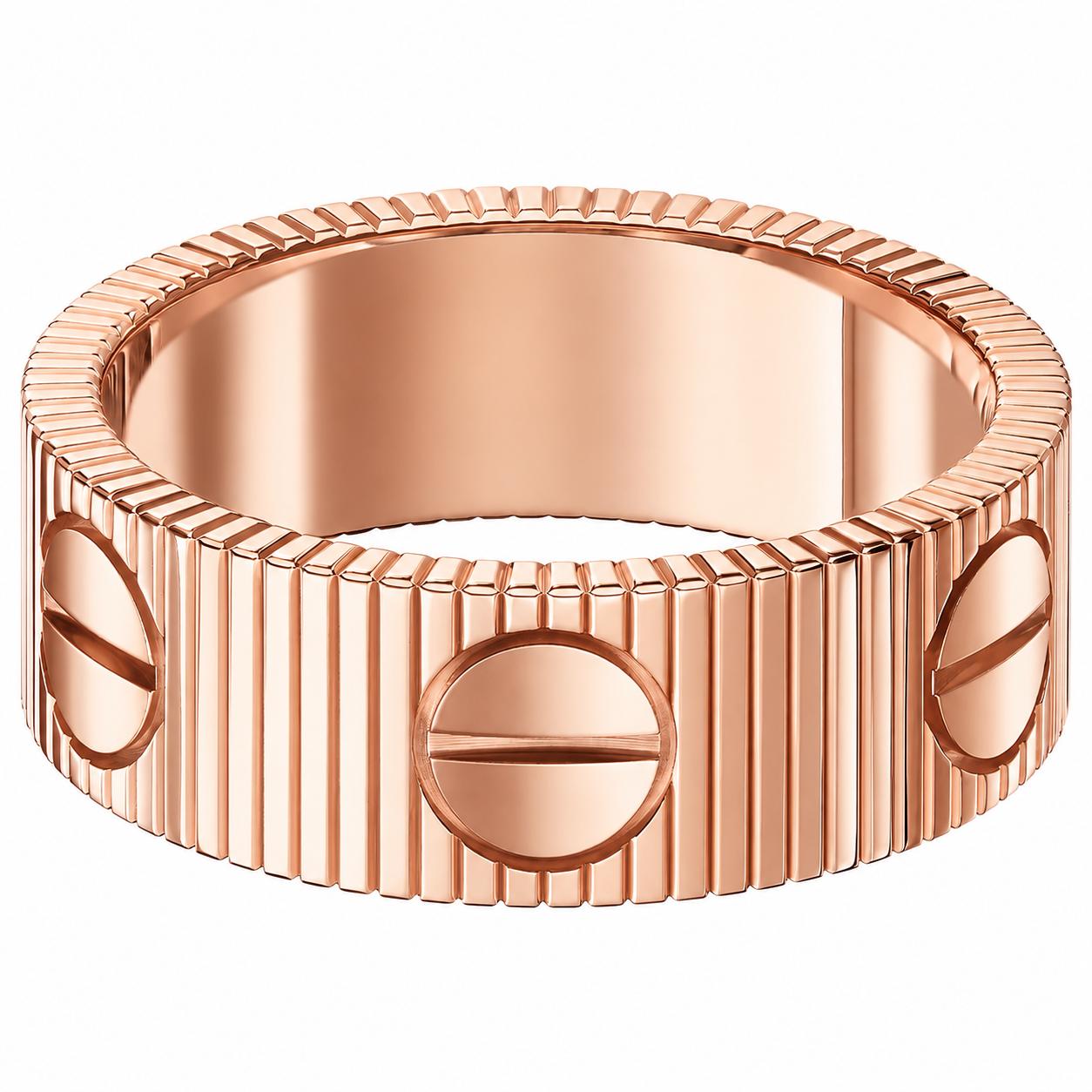 Elegant Gold Screw Ring