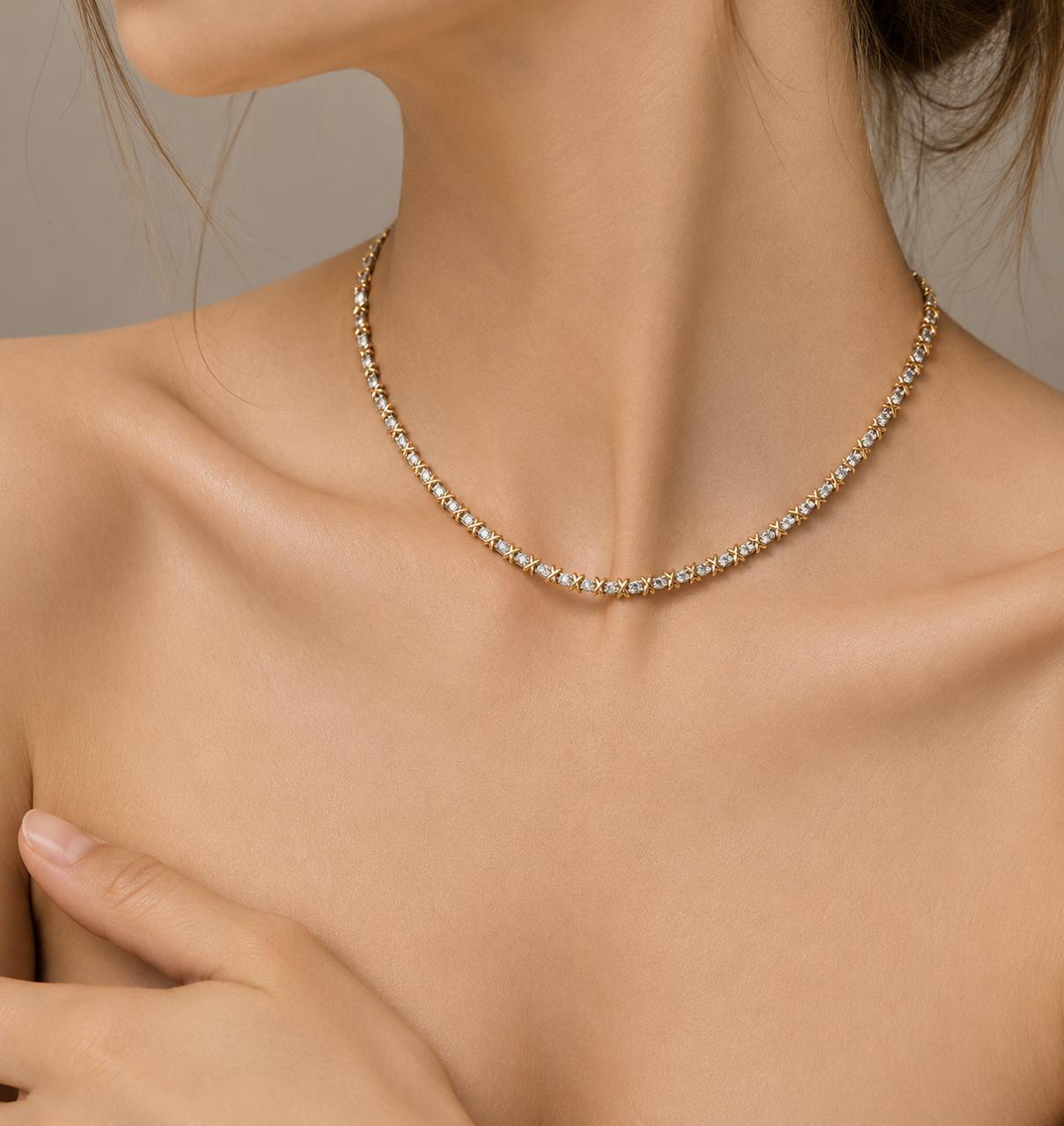Elegant Two-Tone Necklace