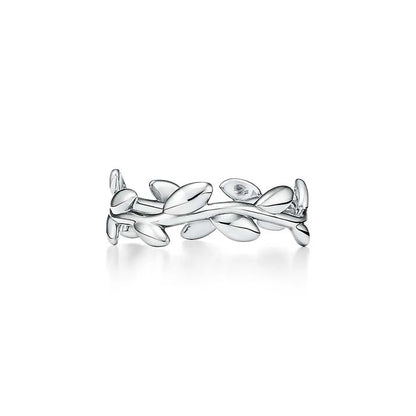Luxury Silver Leaf Ring