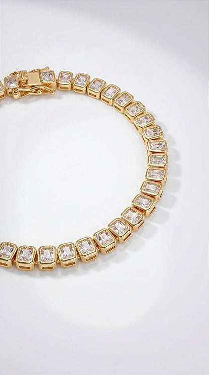 Colar Riviera Quadrado 4mm Zircônias Prata Fecho Gravata