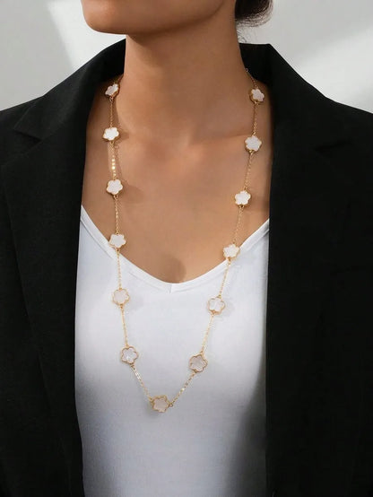 Elegant Gold Clover Necklace