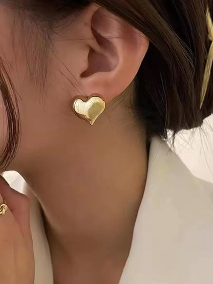 Elegant Gold Heart Earrings