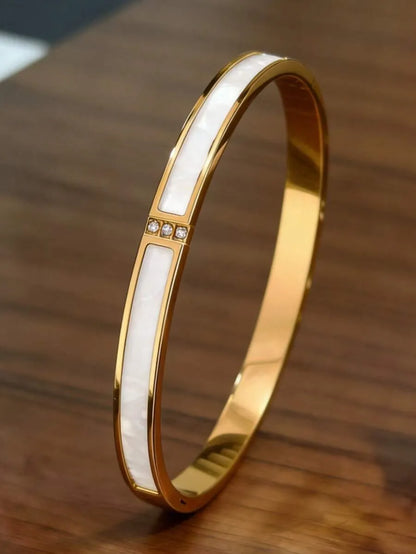 Elegant Gold Zirconia Bracelet Set
