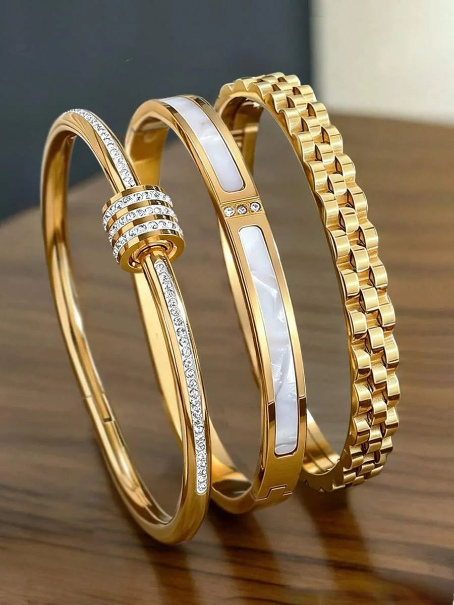 Elegant Gold Zirconia Bracelet Set