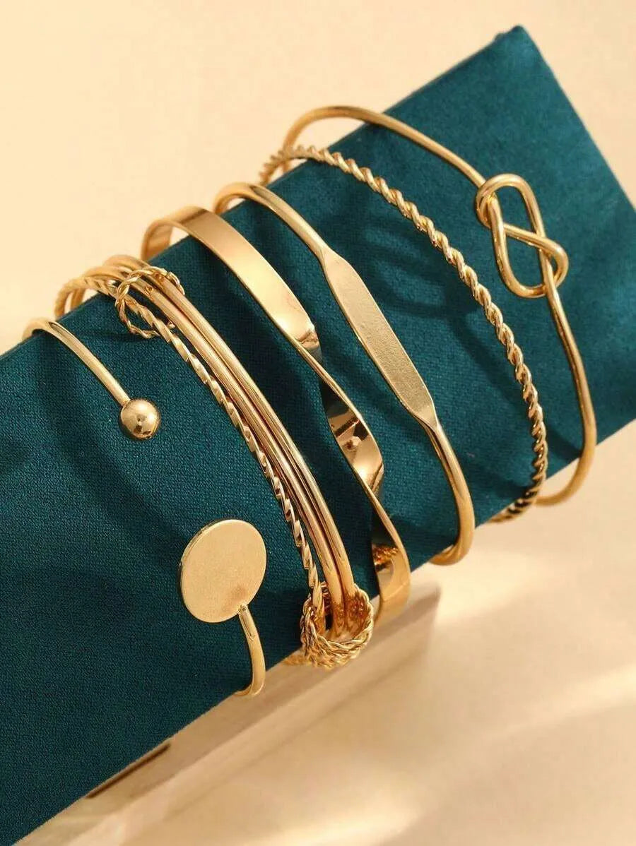 Elegant Gold Cuff Bracelet Set