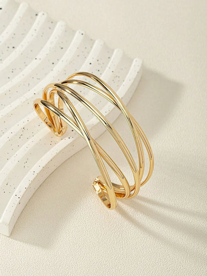 Elegant Open Wave Bracelet