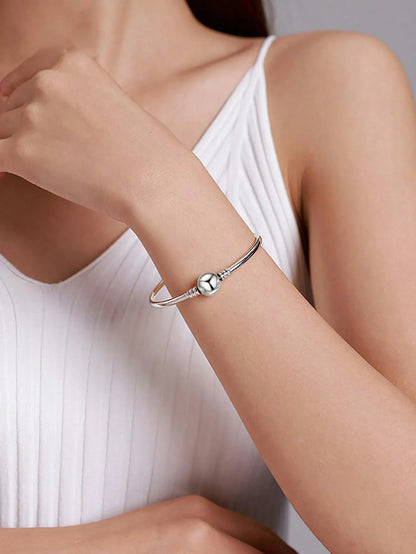Elegant 925 Silver Heart Bracelet