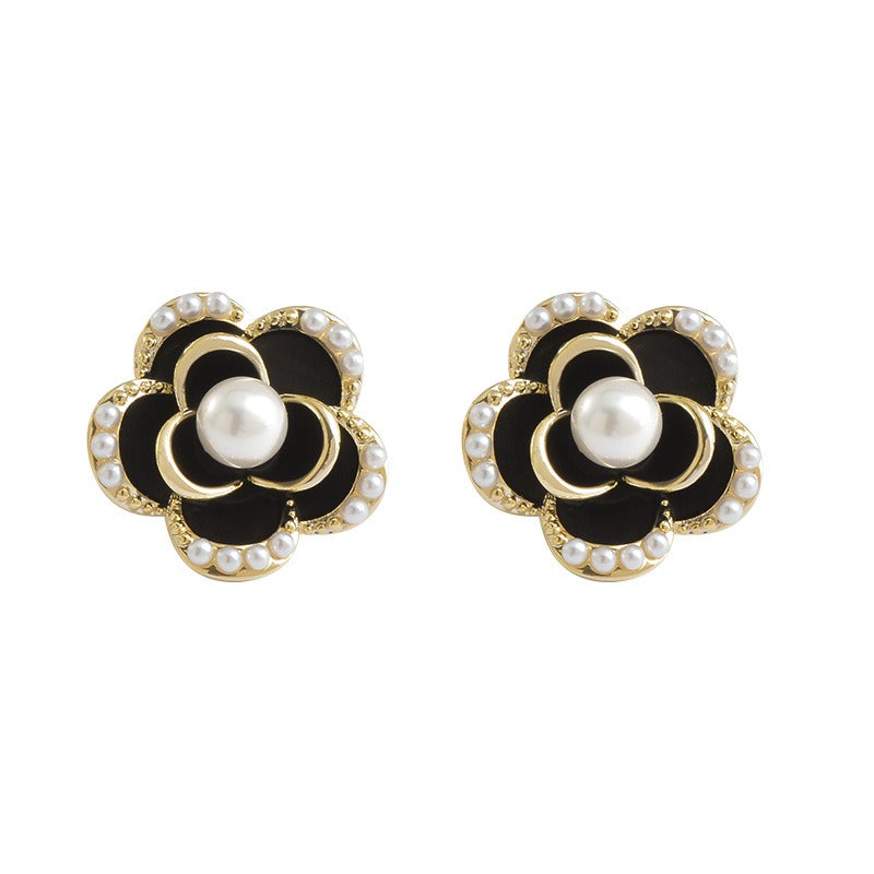 Luxury S925 Freshwater Pearl Stud Earrings