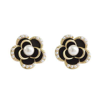 Luxury S925 Freshwater Pearl Stud Earrings