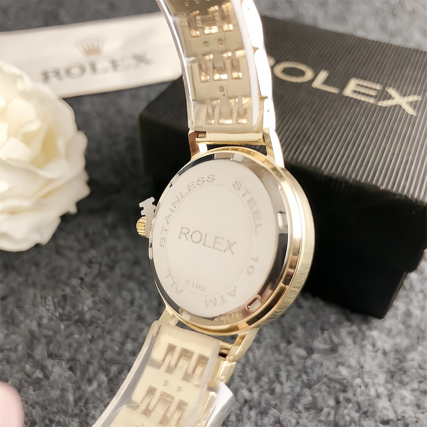 Luxury Gold Green Crystal Watch