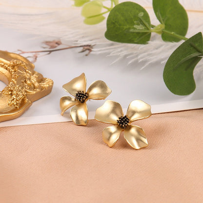 Luxury Gold Floral Stud Earrings silver S925