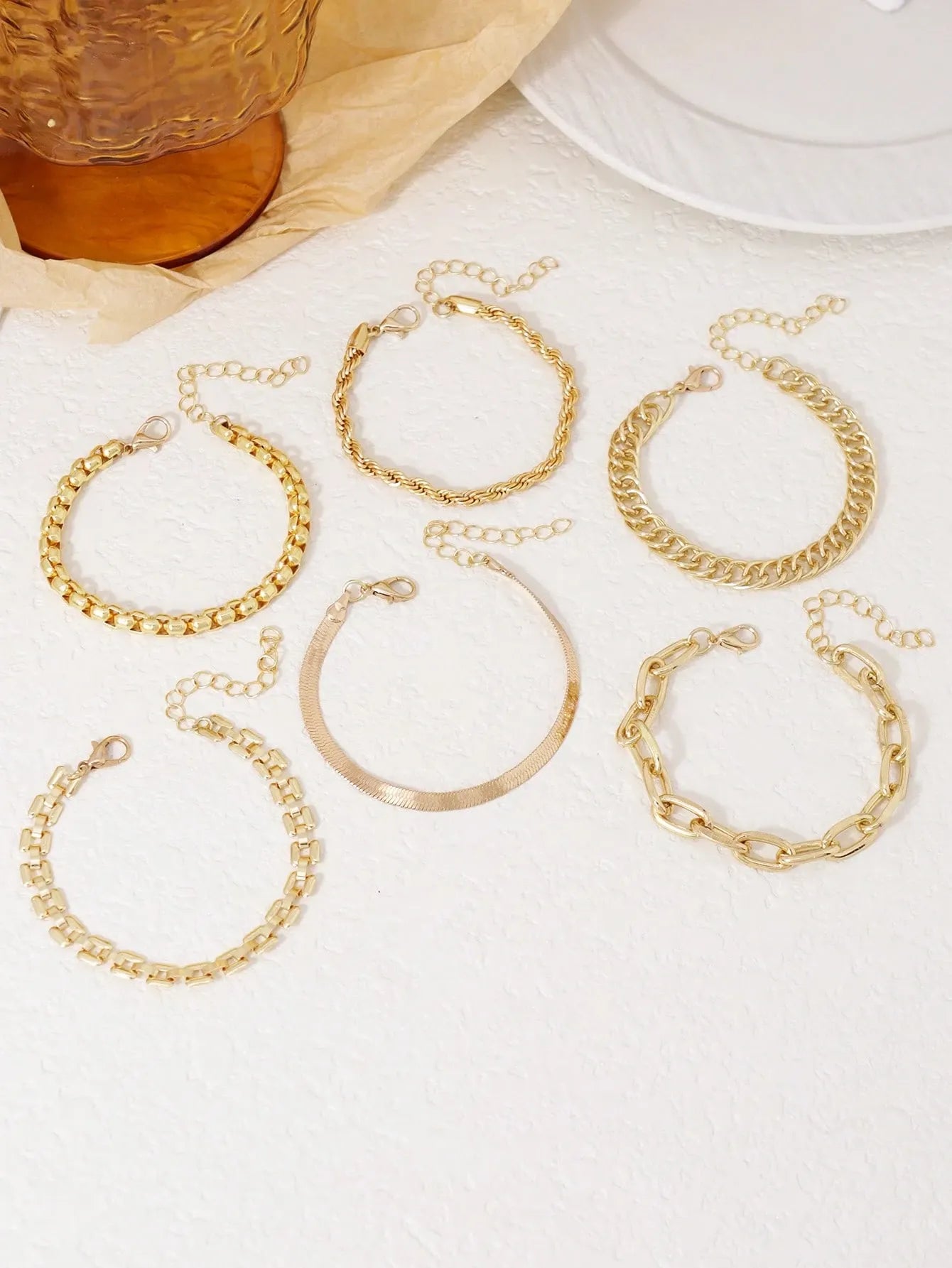 Elegant Shine with a Modern Touch
