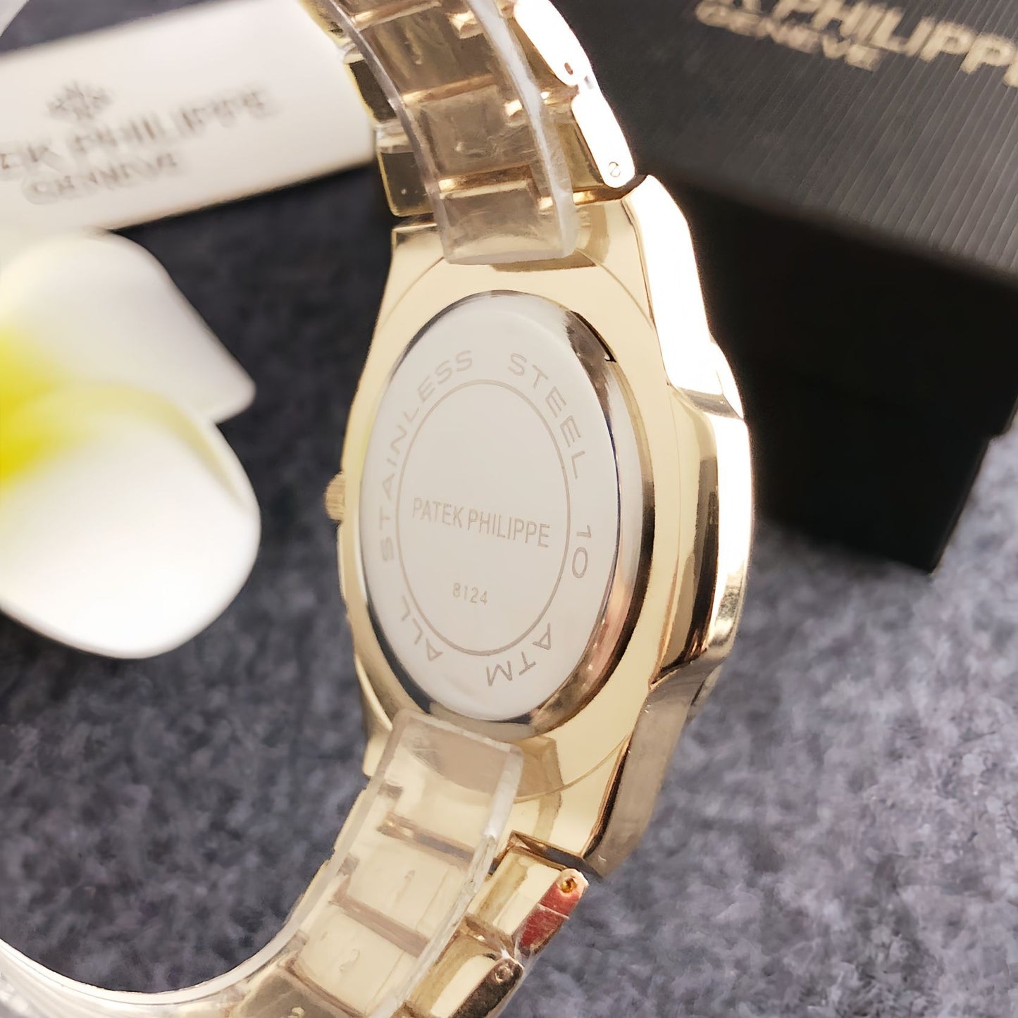Luxury Gold Square Bracelet Watch