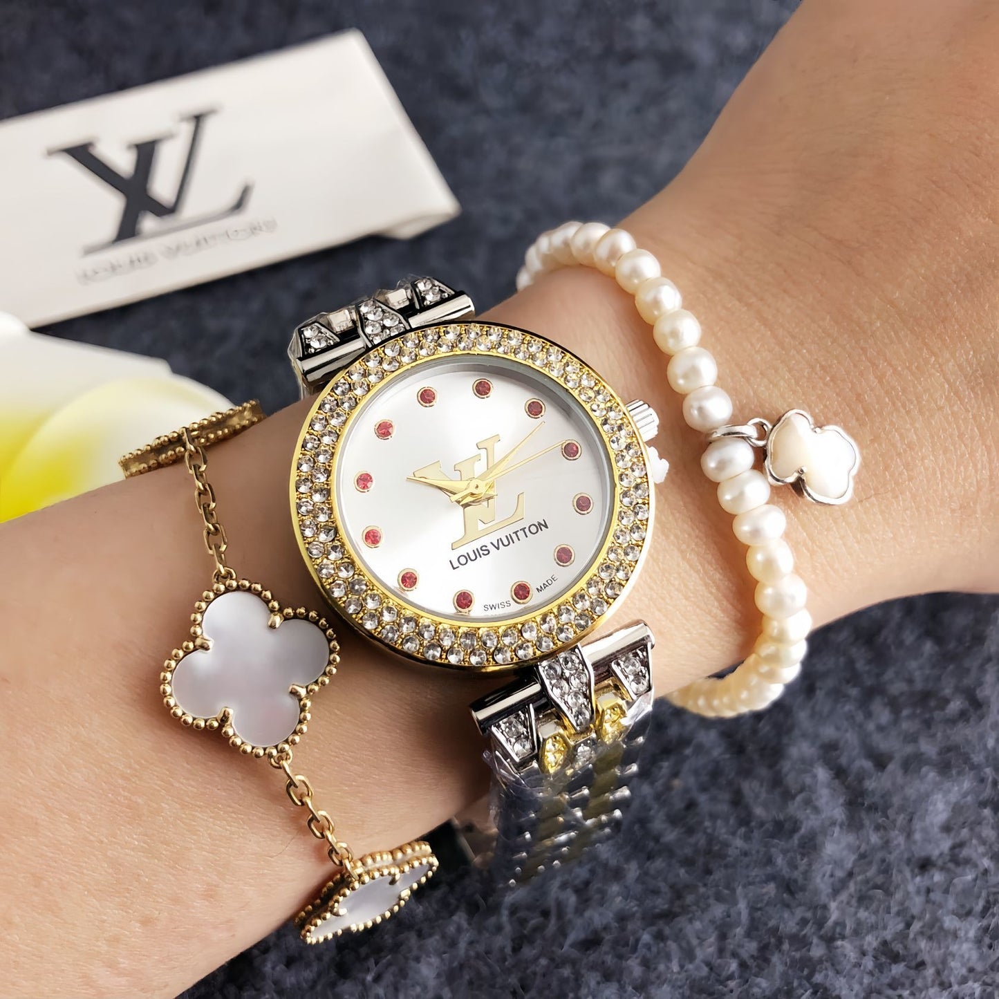 Luxury Silver Pink Crystal Watch