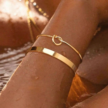 Elegant Gold Roman Bracelet Set - 2 Pieces