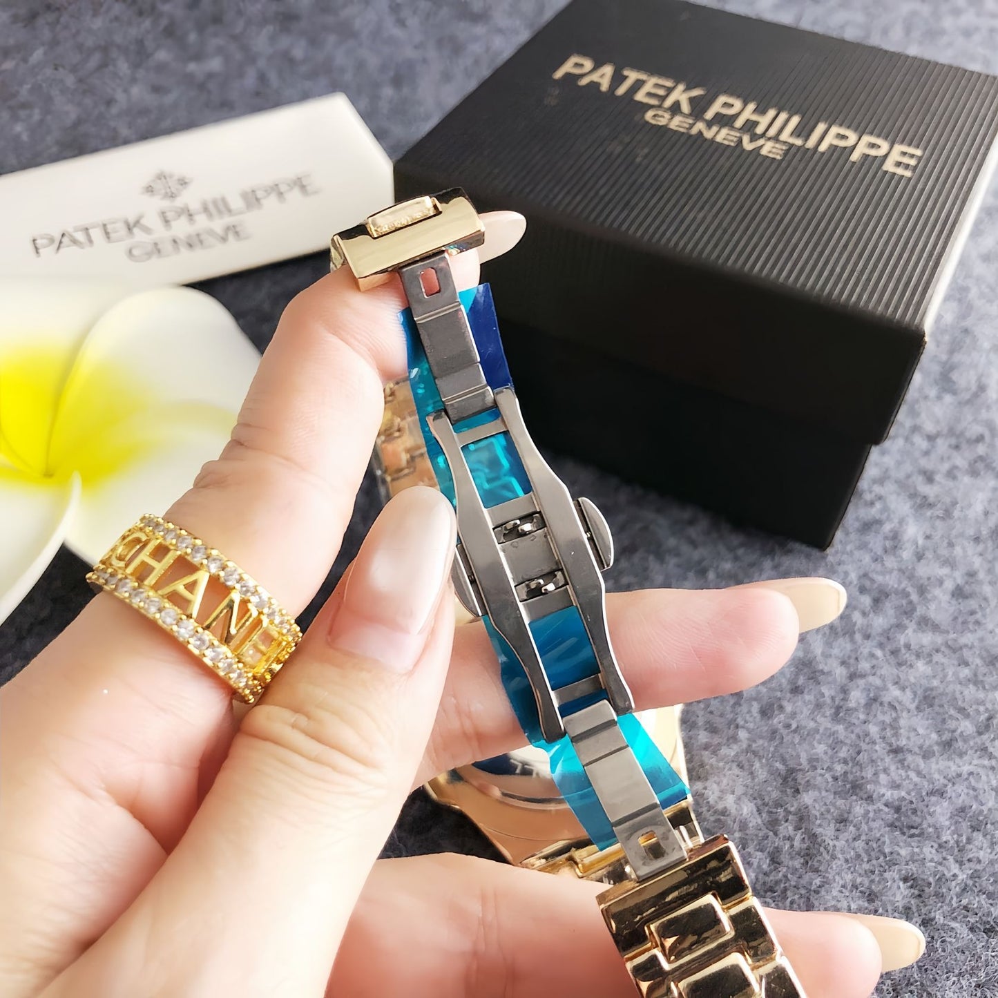 Luxury Gold Square Bracelet Watch