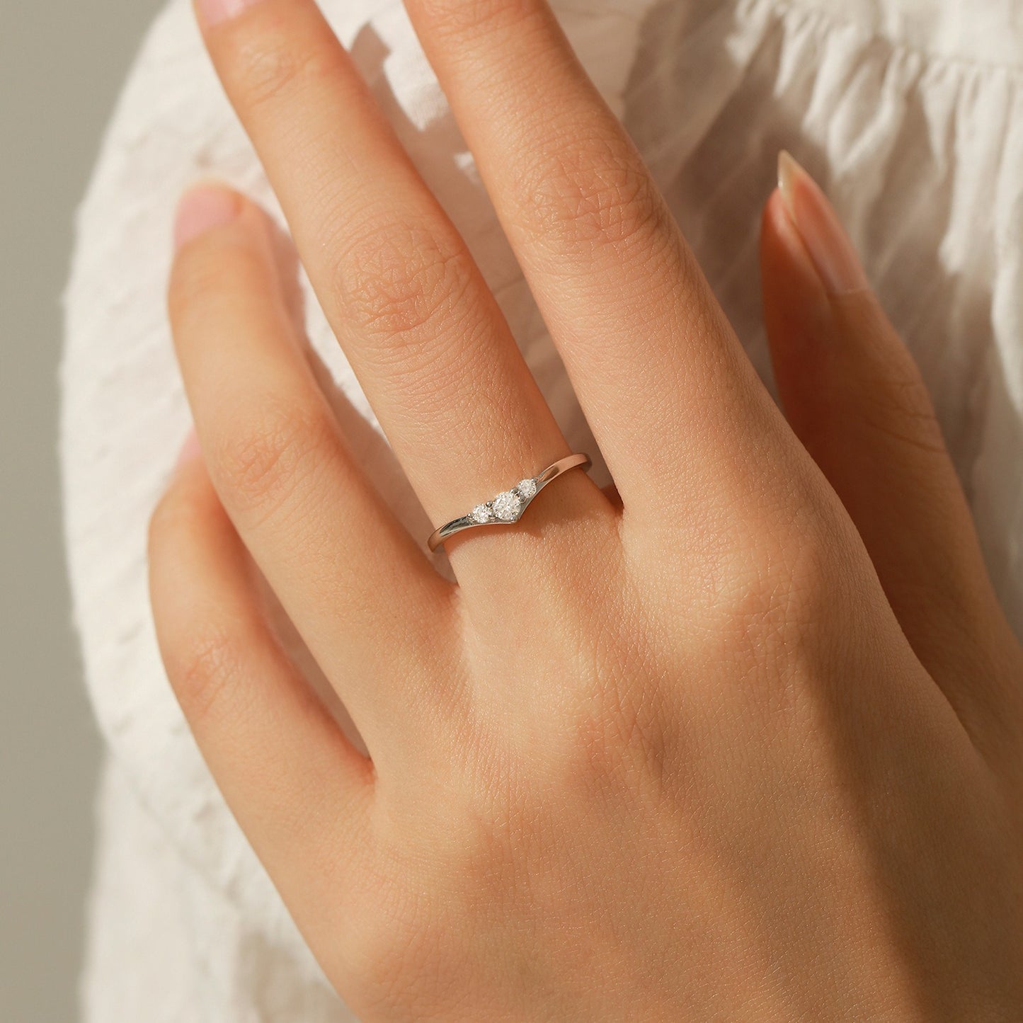 Luxury S925 Silver Moissanite Arrow Ring