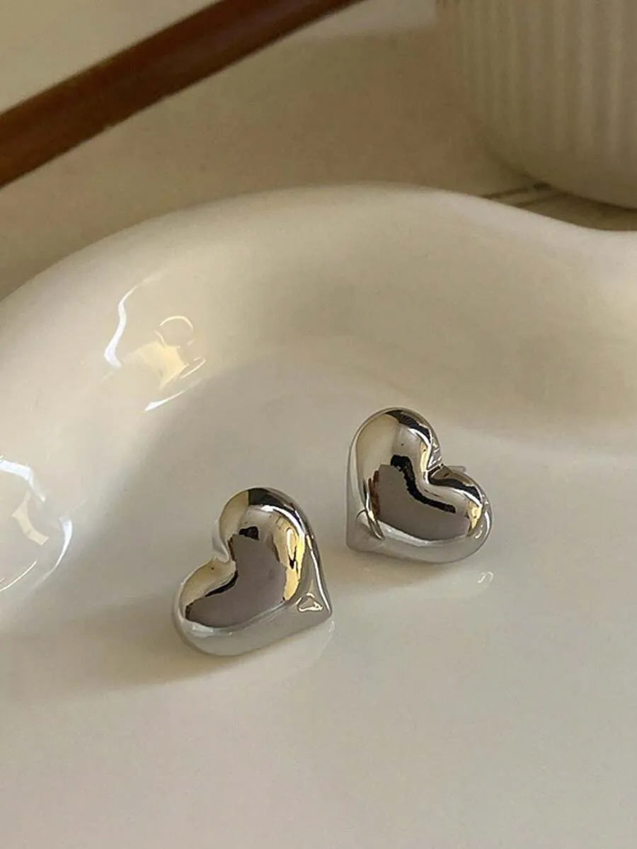 Elegant Gold Heart Earrings