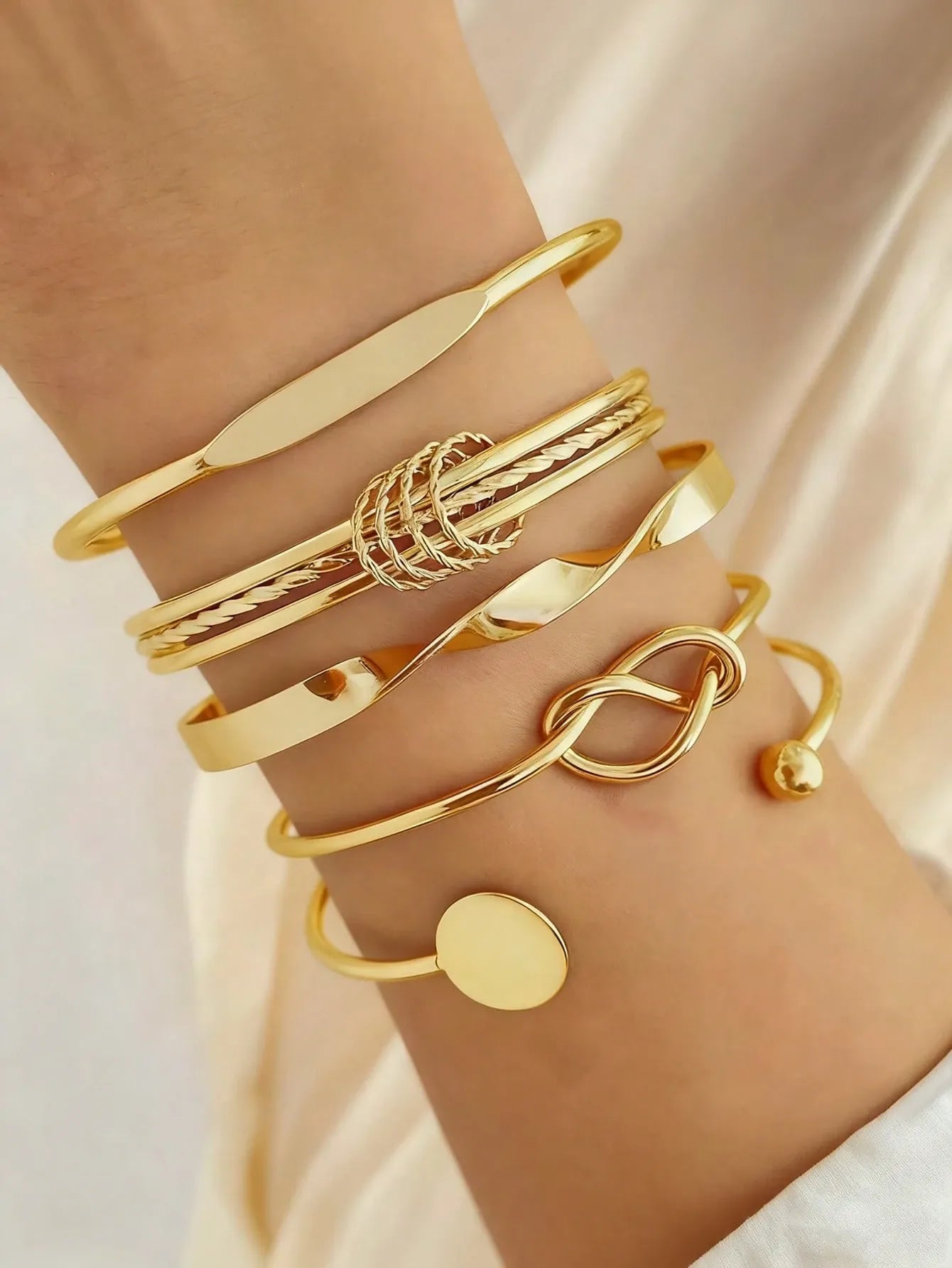 Elegant Gold Cuff Bracelet Set