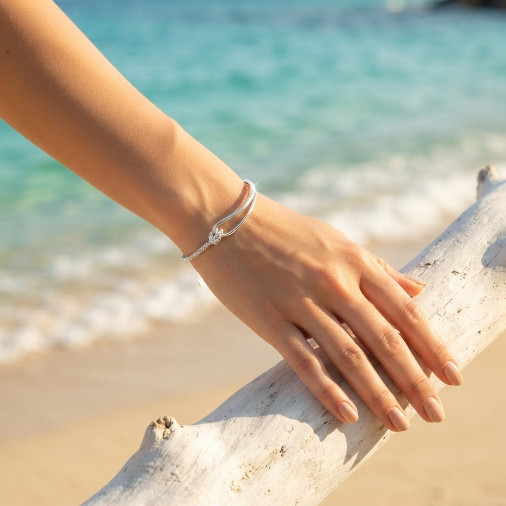 Luxury Silver Heart Bangle Bracelet