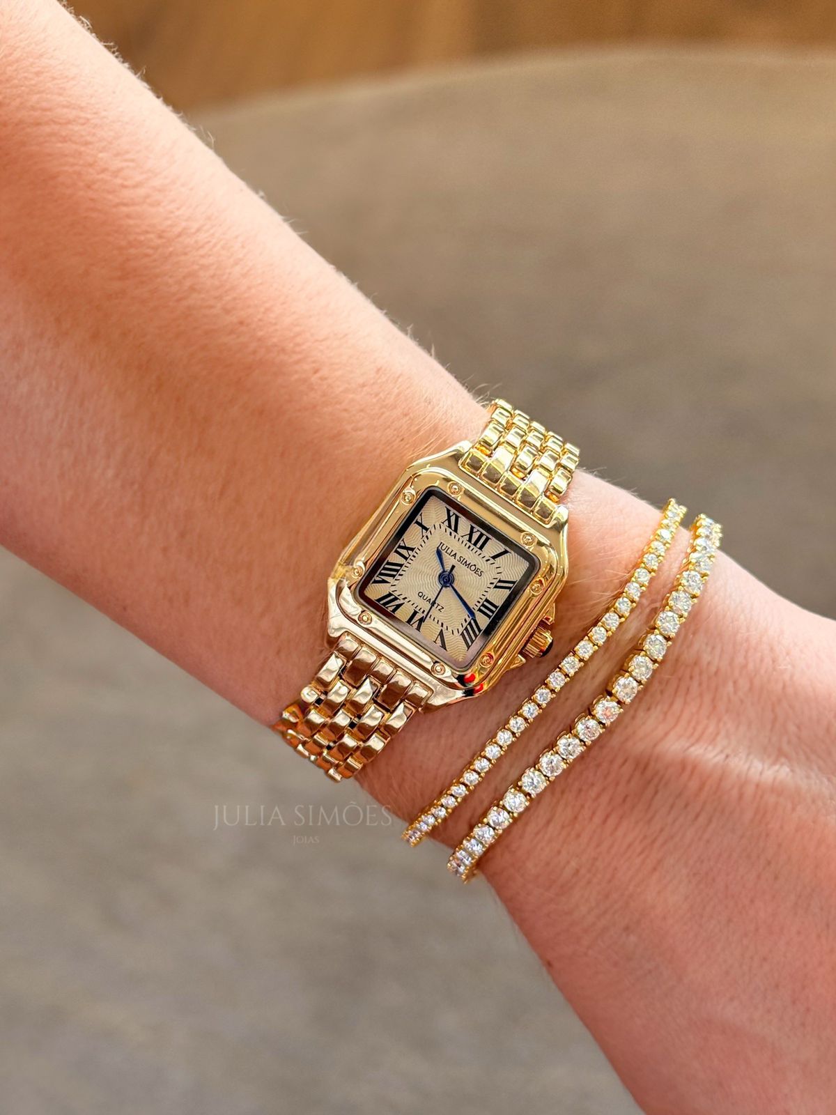 Elegant Gold Square Watch